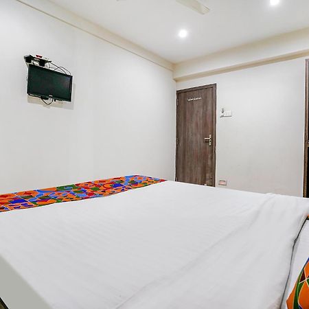 Fabhotel Sai Sakha 舍地 外观 照片