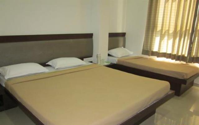Fabhotel Sai Sakha 舍地 客房 照片