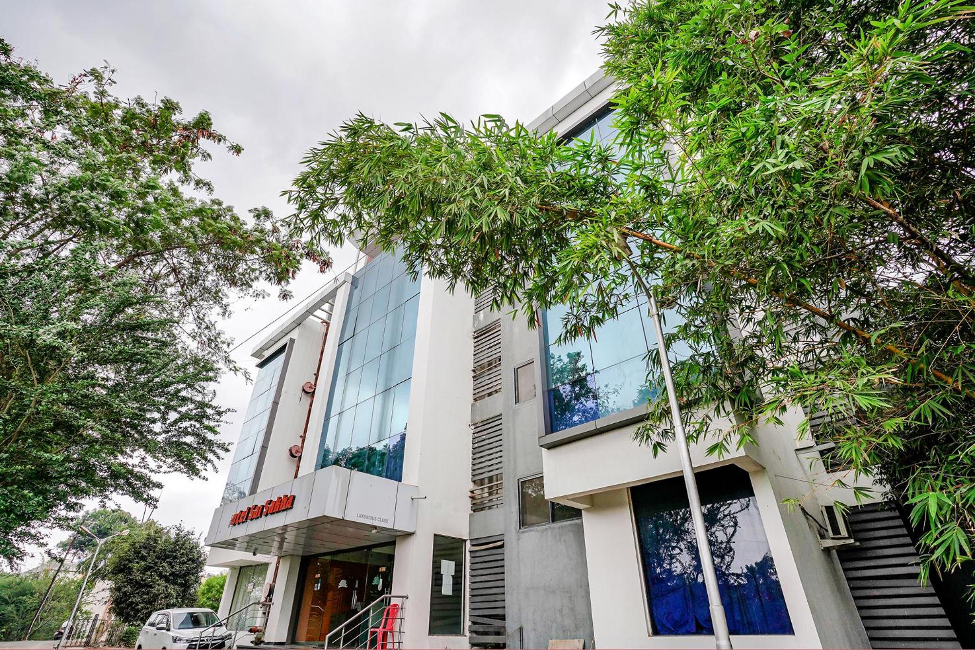 Fabhotel Sai Sakha 舍地 外观 照片
